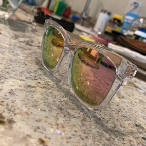 NWOT DIFF Sunglasses
